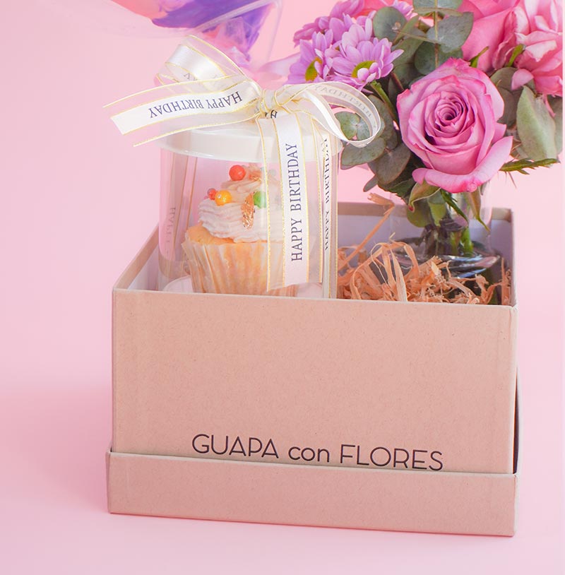 pastel con flores a domicilio en cdmx de cumpleaños